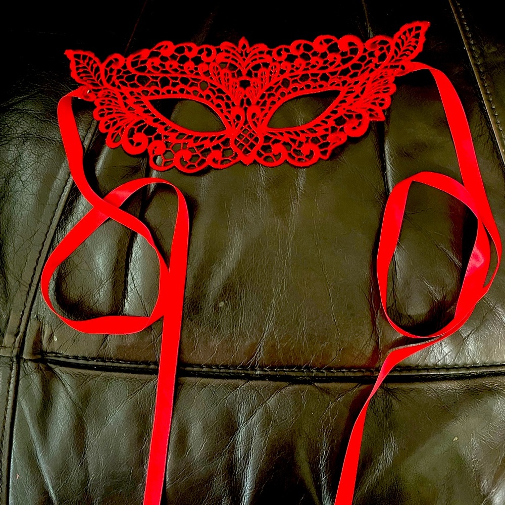Torrid red lace mask